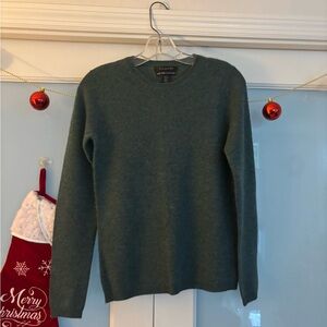 Tahari Women’s Grayish green cashmere Crewneck Sweater